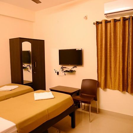 Arjun Inn チェンナイ エクステリア 写真